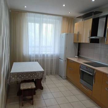Сдается 1-комнатная квартира, 47 м²