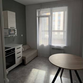 Сдается 1-комнатная квартира, 43 м²