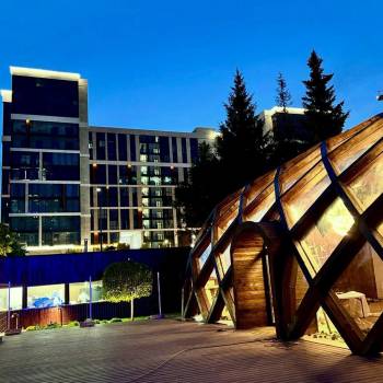 Продается Многокомнатная квартира, 160 м²