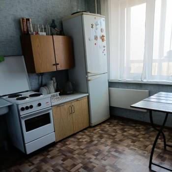 Сдается 1-комнатная квартира, 39 м²