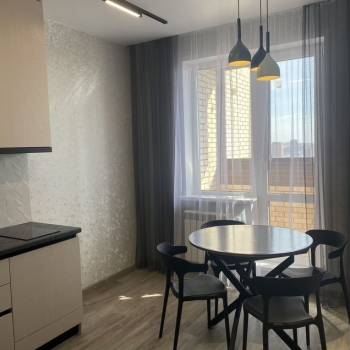 Сдается 1-комнатная квартира, 37,8 м²
