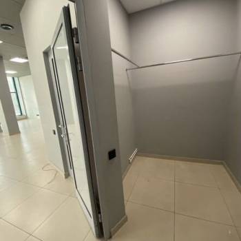 Сдается Нежилое помещение, 70 м²