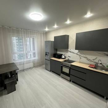 Сдается 1-комнатная квартира, 41 м²