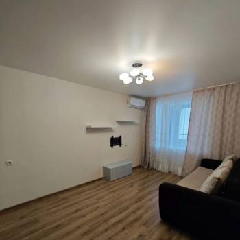 Сдается 1-комнатная квартира, 44 м²