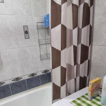Сдается Многокомнатная квартира, 56 м²