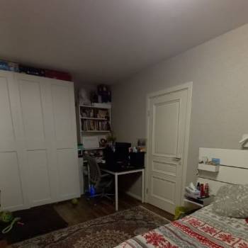 Продается Многокомнатная квартира, 70,3 м²