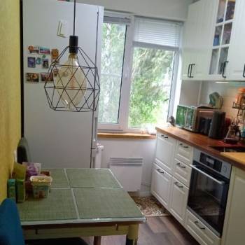 Продается Многокомнатная квартира, 70,3 м²