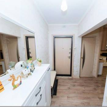 Продается Многокомнатная квартира, 73 м²