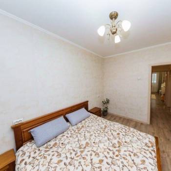 Продается Многокомнатная квартира, 73 м²