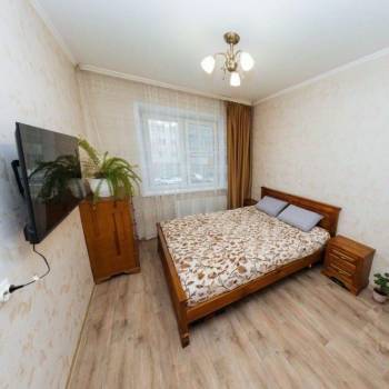 Продается Многокомнатная квартира, 73 м²