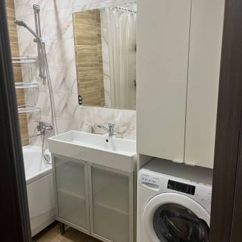 Сдается 1-комнатная квартира, 42,2 м²