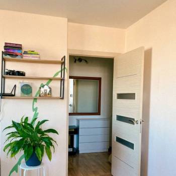 Продается 1-комнатная квартира, 47,9 м²
