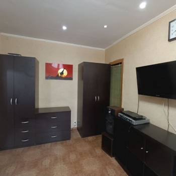 Сдается 2-х комнатная квартира, 42 м²