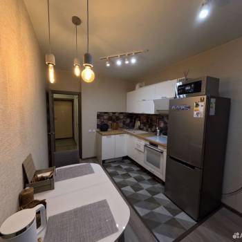 Продается 1-комнатная квартира, 42,2 м²
