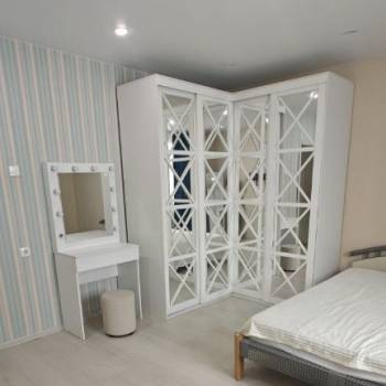 Сдается Многокомнатная квартира, 90 м²