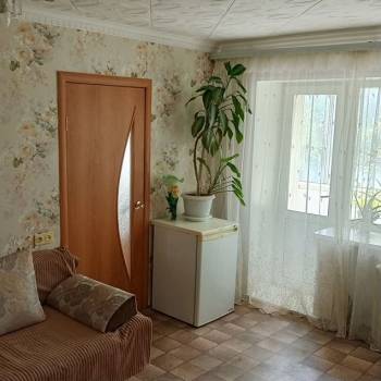 Продается 3-х комнатная квартира, 42 м²