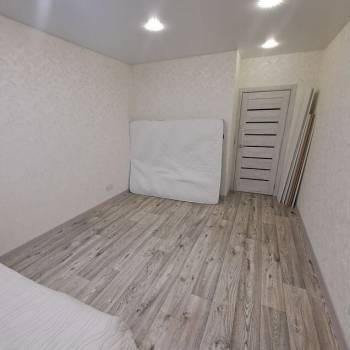 Продается 1-комнатная квартира, 36 м²