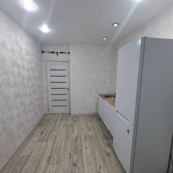 Продается 1-комнатная квартира, 36 м²