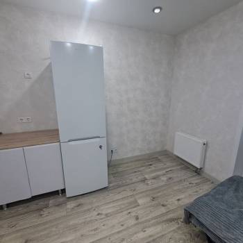 Продается 1-комнатная квартира, 36 м²