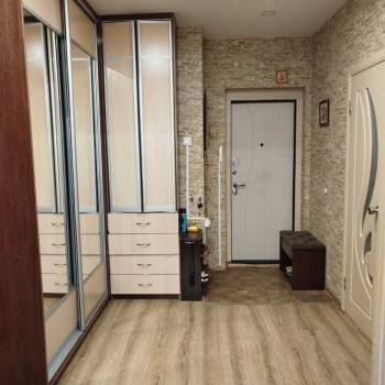 Продается 1-комнатная квартира, 51,2 м²
