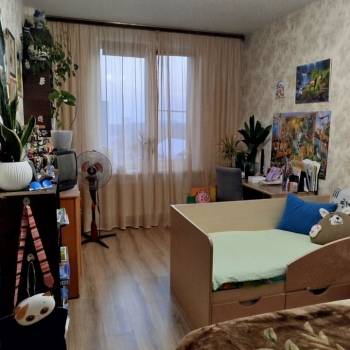 Продается 1-комнатная квартира, 51,2 м²