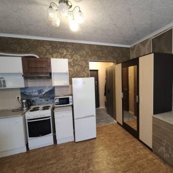 Сдается 1-комнатная квартира, 35 м²