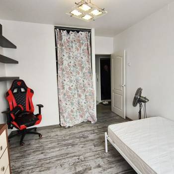 Сдается Многокомнатная квартира, 61 м²