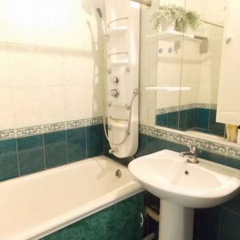 Сдается Многокомнатная квартира, 64 м²