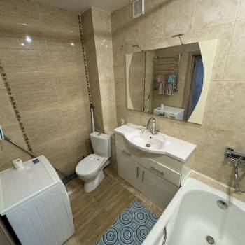 Продается 1-комнатная квартира, 40 м²