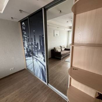 Продается 1-комнатная квартира, 40 м²