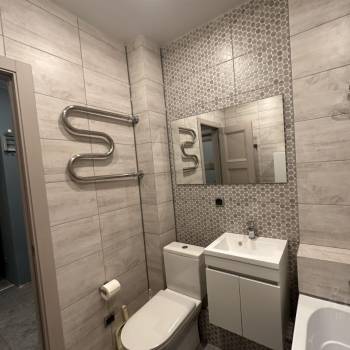 Сдается 1-комнатная квартира, 38 м²