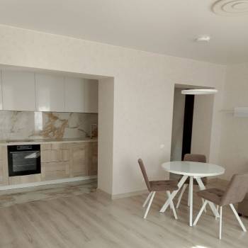 Сдается 2-х комнатная квартира, 61 м²