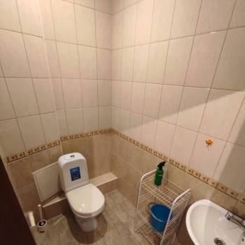 Сдается 2-х комнатная квартира, 78 м²