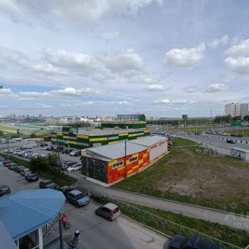 Сдается 2-х комнатная квартира, 78 м²