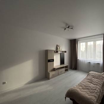 Сдается Многокомнатная квартира, 56,37 м²