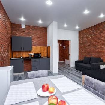 Продается 1-комнатная квартира, 42 м²