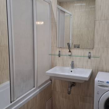 Сдается 2-х комнатная квартира, 68 м²