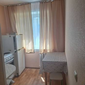 Сдается 1-комнатная квартира, 36 м²