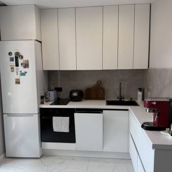 Продается 1-комнатная квартира, 41 м²
