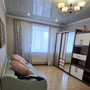 Продается 1-комнатная квартира, 46 м²