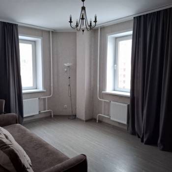 Сдается 1-комнатная квартира, 38 м²