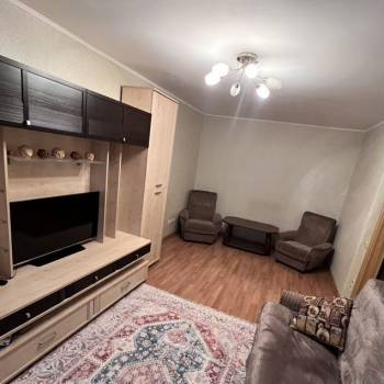 Сдается 2-х комнатная квартира, 42 м²