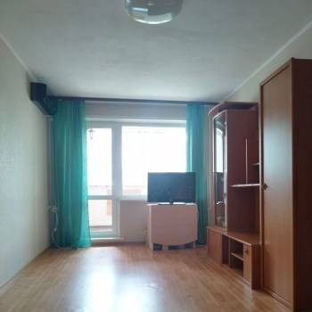 Продается Многокомнатная квартира, 71,8 м²