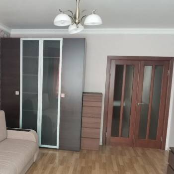 Сдается 1-комнатная квартира, 50 м²