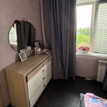 Продается Многокомнатная квартира, 60 м²
