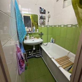 Продается Многокомнатная квартира, 60 м²