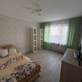 Сдается Многокомнатная квартира, 60 м²