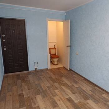 Продается 1-комнатная квартира, 14 м²