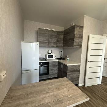 Сдается 1-комнатная квартира, 41 м²