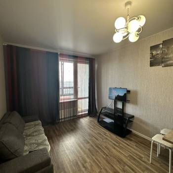 Сдается 1-комнатная квартира, 41 м²